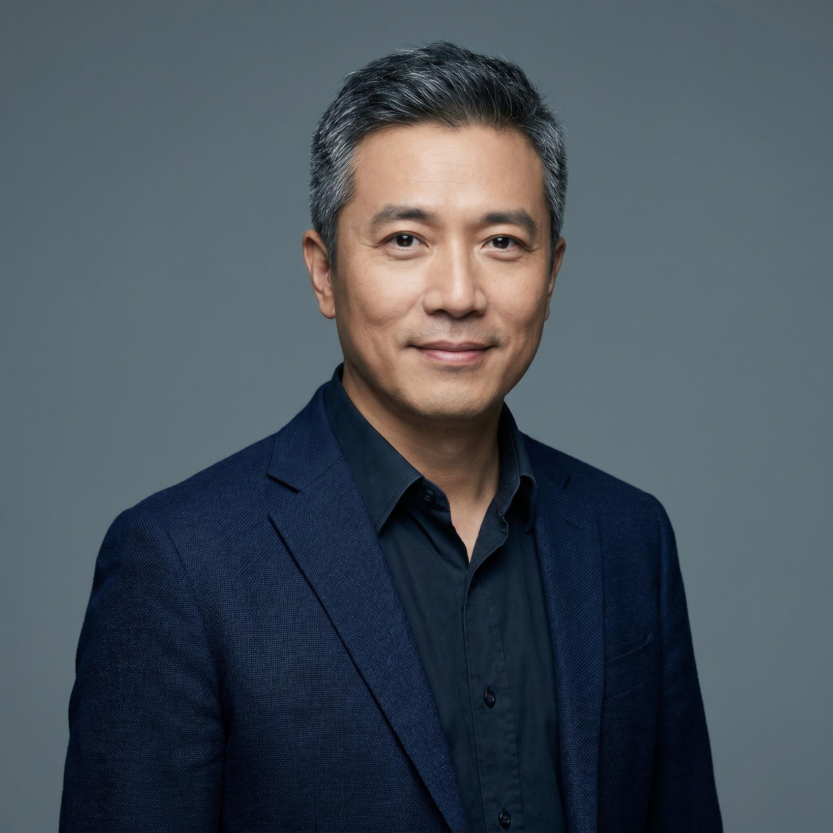 户外勾搭视频专家：张导演